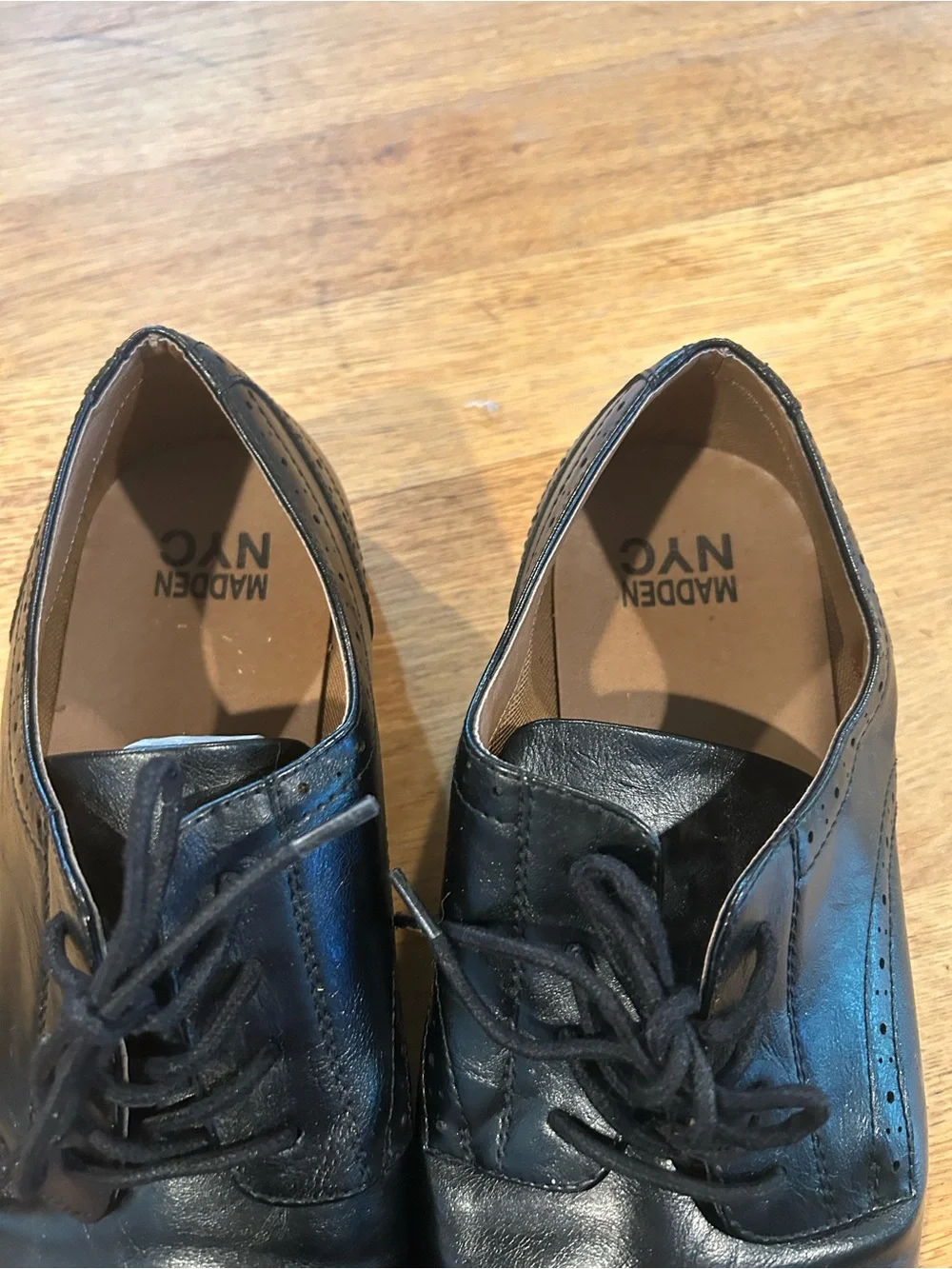 Men's Black Leather Derby Shoes with Brown welt